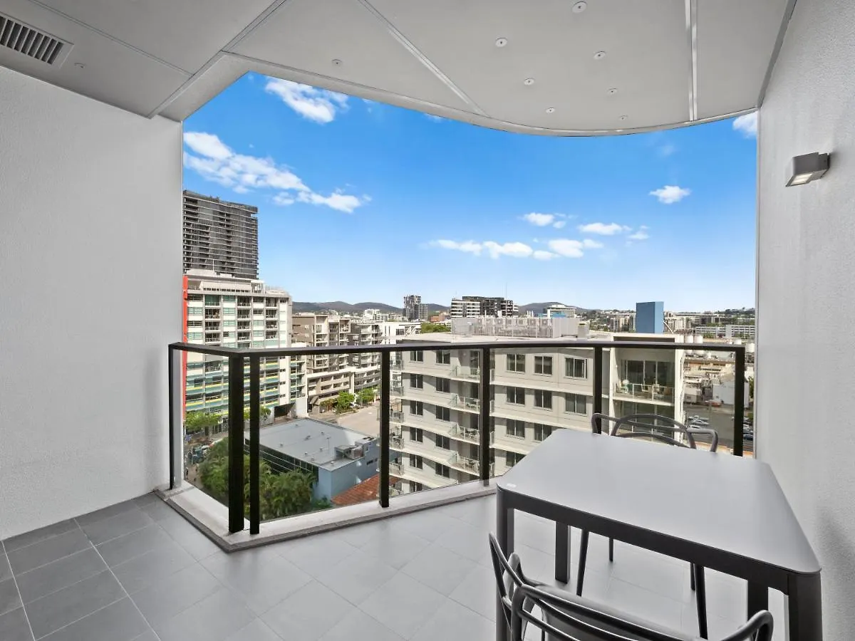 Lucid Living Brisbane Aparthotel 3*,  Australia